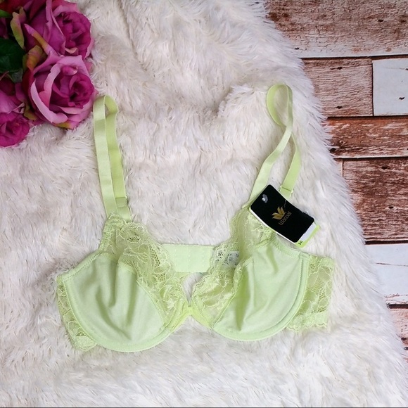 Wacoal Other - Wacoal Underwire Lace Bra - Lime Green